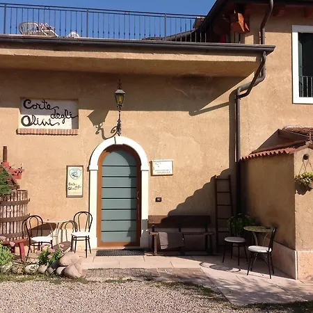 Bed & Breakfast Corte Degli Olivi