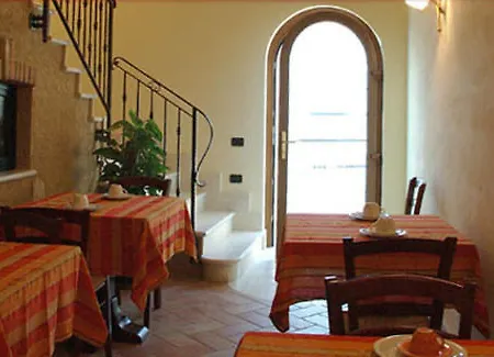 Corte Degli Olivi Alojamento de Acomodação e Pequeno-almoço Soave (Verona)