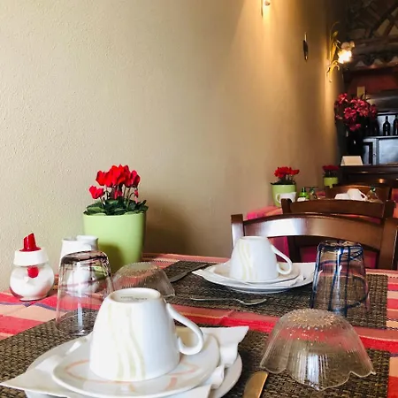 Alojamento de Acomodação e Pequeno-almoço Corte Degli Olivi Soave (Verona)